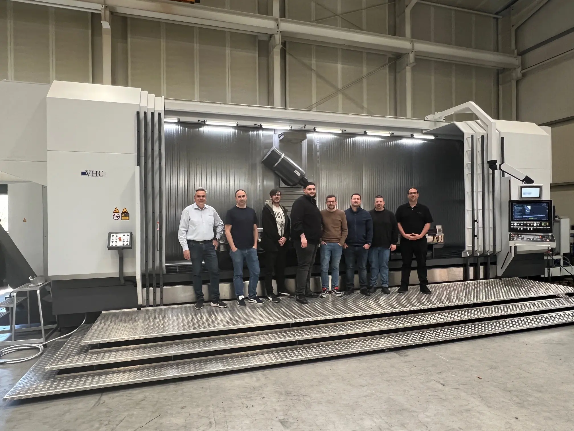 AXA VHC 3-6.000 und Mannschaft